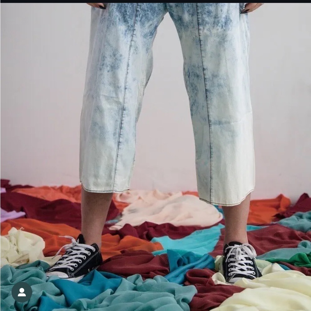 Basic Terrain Eden crop pants in white out bleach color size 1 fits small/medium - Picture 2 of 9